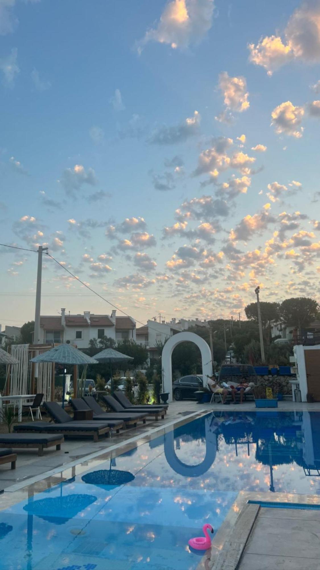 Belong Butik Otel Çeşme Εξωτερικό φωτογραφία